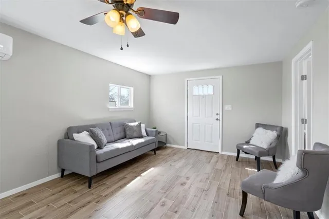 $850 | 316 East Bell Street, Unit B (STUDIO), Bartlett, TX 76511