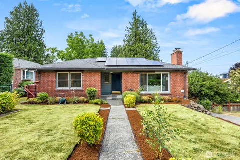 $1,250,000 | 4908 South Snoqualmie Street, Seattle, WA 98118