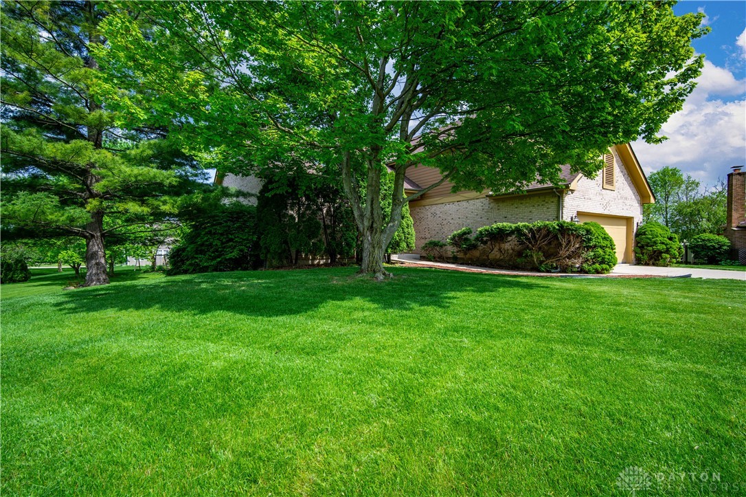 2286 South Ridge Court Beavercreek, OH 45434 - Photo 10 of 43