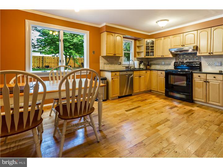 208 Farmington Road Delran, NJ 08075 - Photo 8 of 21 Kitchen