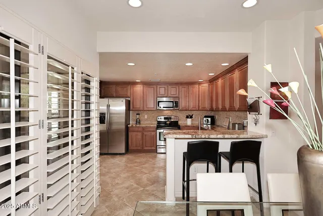 $3,800 | 21320 North 56th Street, Unit 1059, Phoenix, AZ 85054