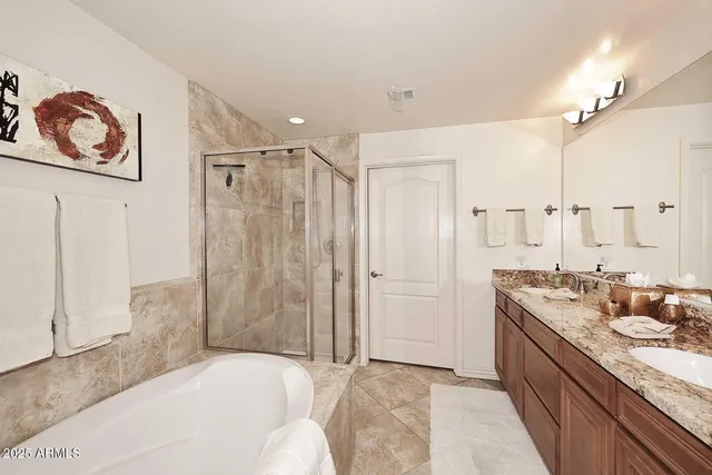 $3,800 | 21320 North 56th Street, Unit 1059, Phoenix, AZ 85054