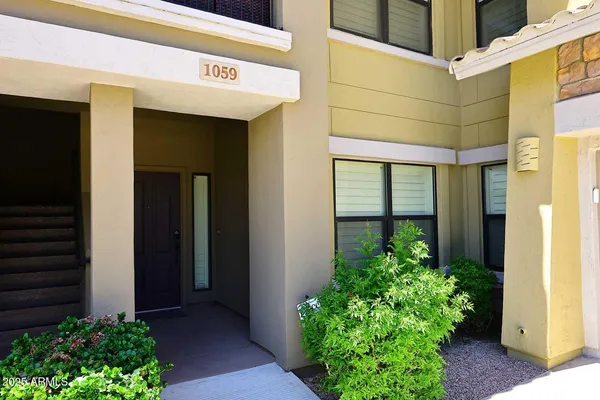 $3,800 | 21320 North 56th Street, Unit 1059, Phoenix, AZ 85054