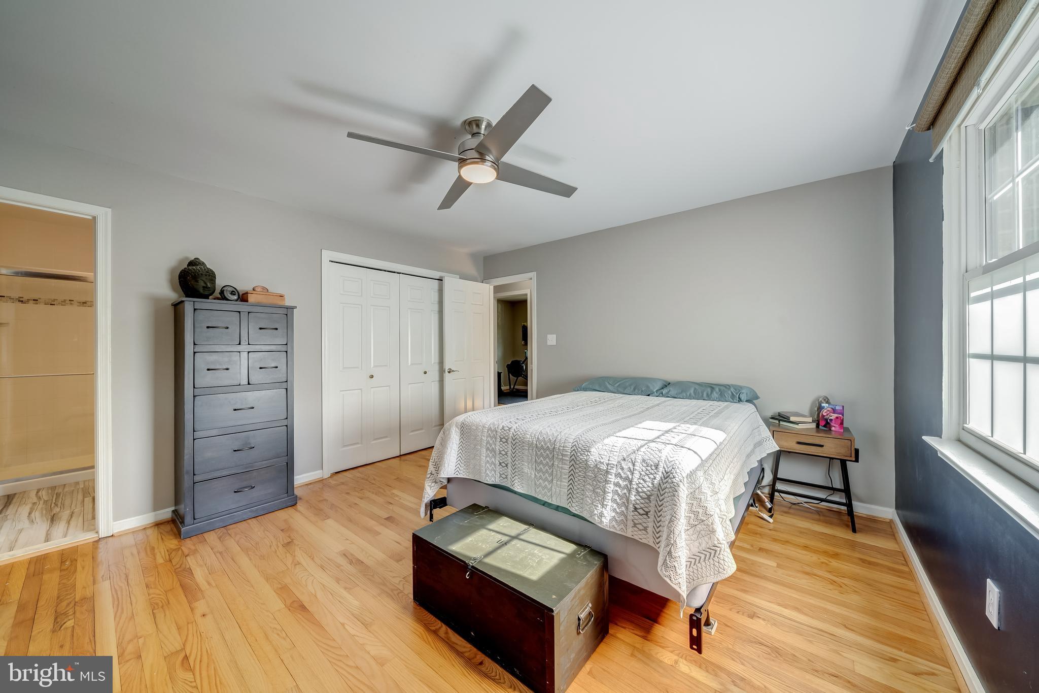 7026 Kelly Road Warrenton, VA 20187 - Photo 24 of 36 Primary bedroom