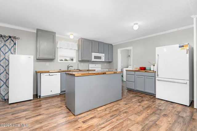 $289,900 | 1056 Highway 58, Castalia, NC 27816