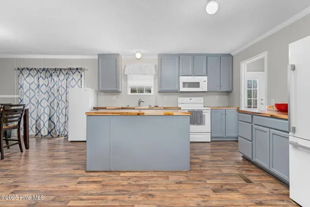 $289,900 | 1056 Highway 58, Castalia, NC 27816