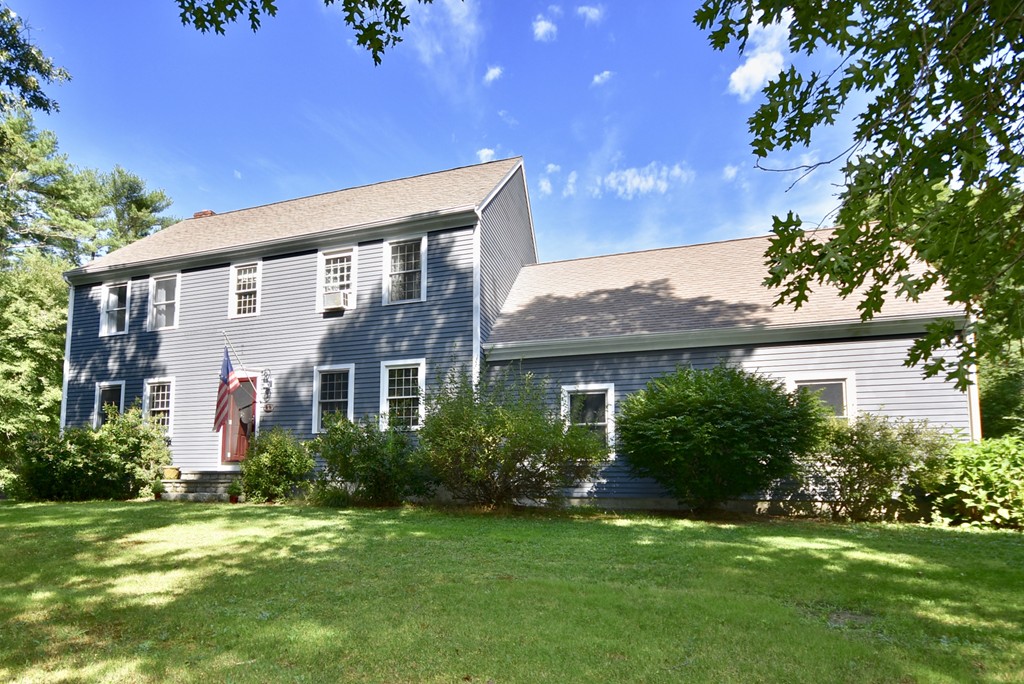 193 High Street Rochester, MA 02770 - Photo 24 of 25 a front view of house with a garden