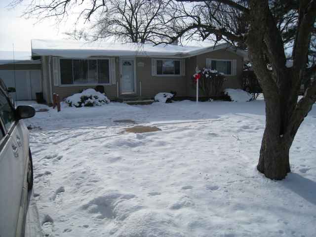 5606 North Hamilton Road Peoria, IL 61614 - Photo 2 of 15 Gallery Image 2