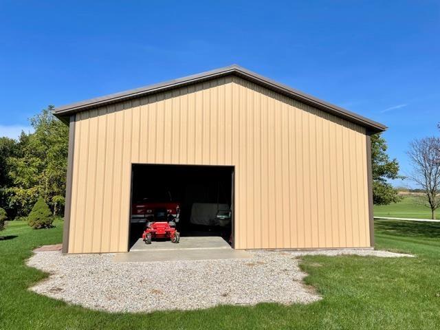 3224 West Division Road Huntington, IN 46750 - Photo 5 of 36 Gallery Image 5