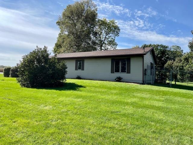 3224 West Division Road Huntington, IN 46750 - Photo 6 of 36 Gallery Image 6