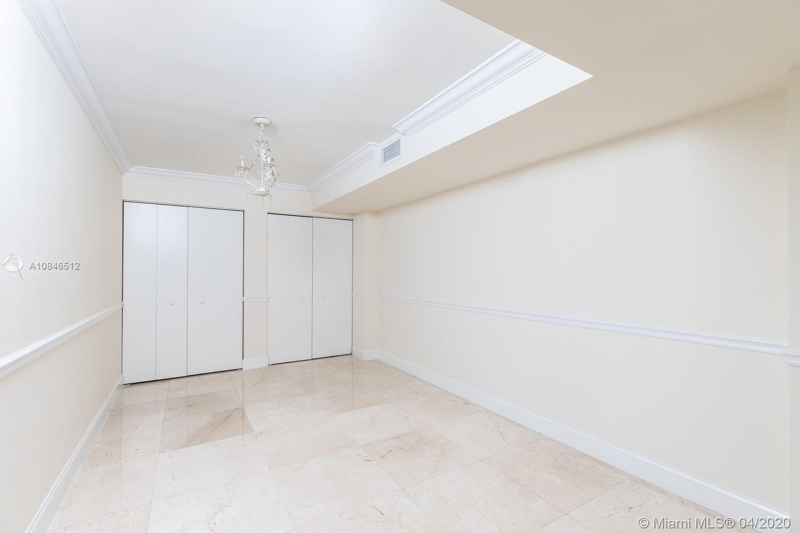 2333 Brickell Avenue, Unit TSD Miami, FL 33129 - Photo 31 of 44 a view of an empty room