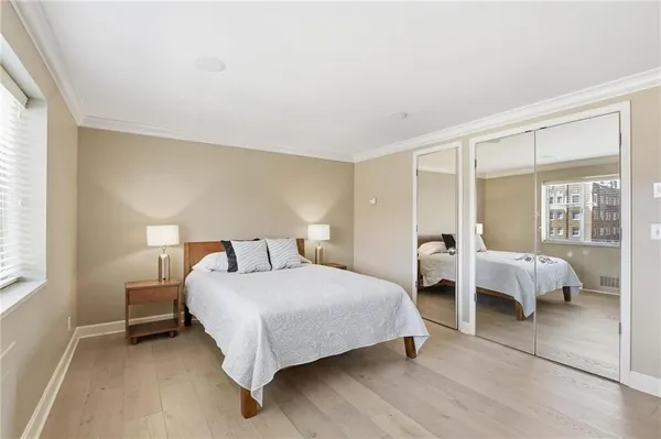 $510,000 | 121 West 48th Street, Unit 202, Kansas City, MO 64112