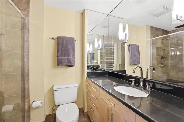 $510,000 | 121 West 48th Street, Unit 202, Kansas City, MO 64112