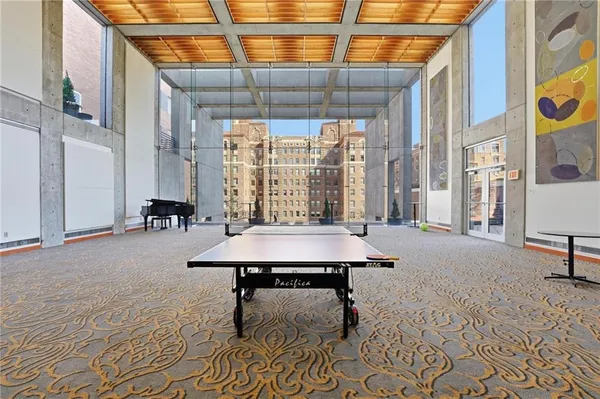 $510,000 | 121 West 48th Street, Unit 202, Kansas City, MO 64112