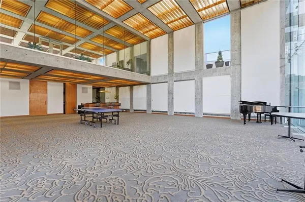 $510,000 | 121 West 48th Street, Unit 202, Kansas City, MO 64112