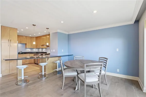 $510,000 | 121 West 48th Street, Unit 202, Kansas City, MO 64112