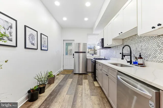 $299,900 | 737 Dolphin Street, Baltimore, MD 21217