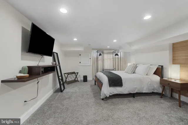 $299,900 | 737 Dolphin Street, Baltimore, MD 21217