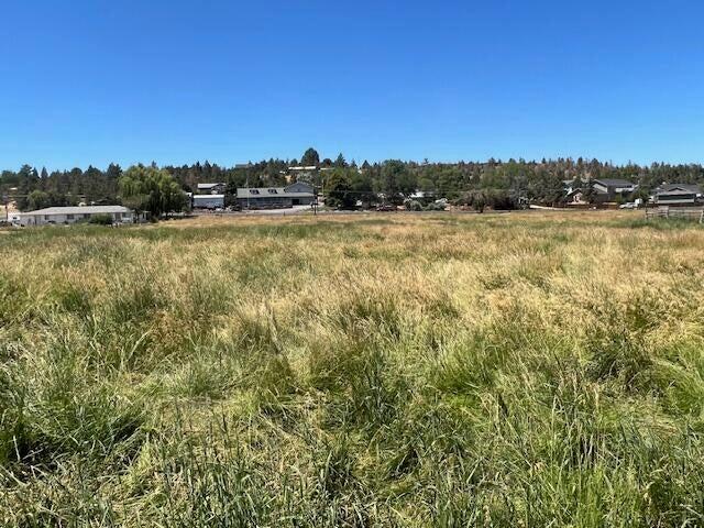 585 Southwest Fairgrounds Road Madras, OR 97741 - Photo 12 of 12 20250630214315513068000000-o