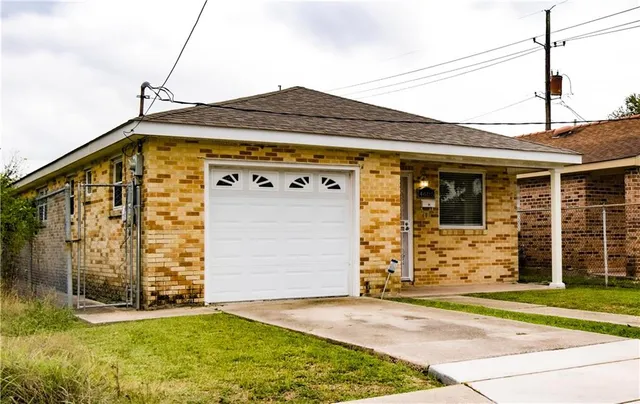 $2,600 | 4605 Annette Street, New Orleans, LA 70122