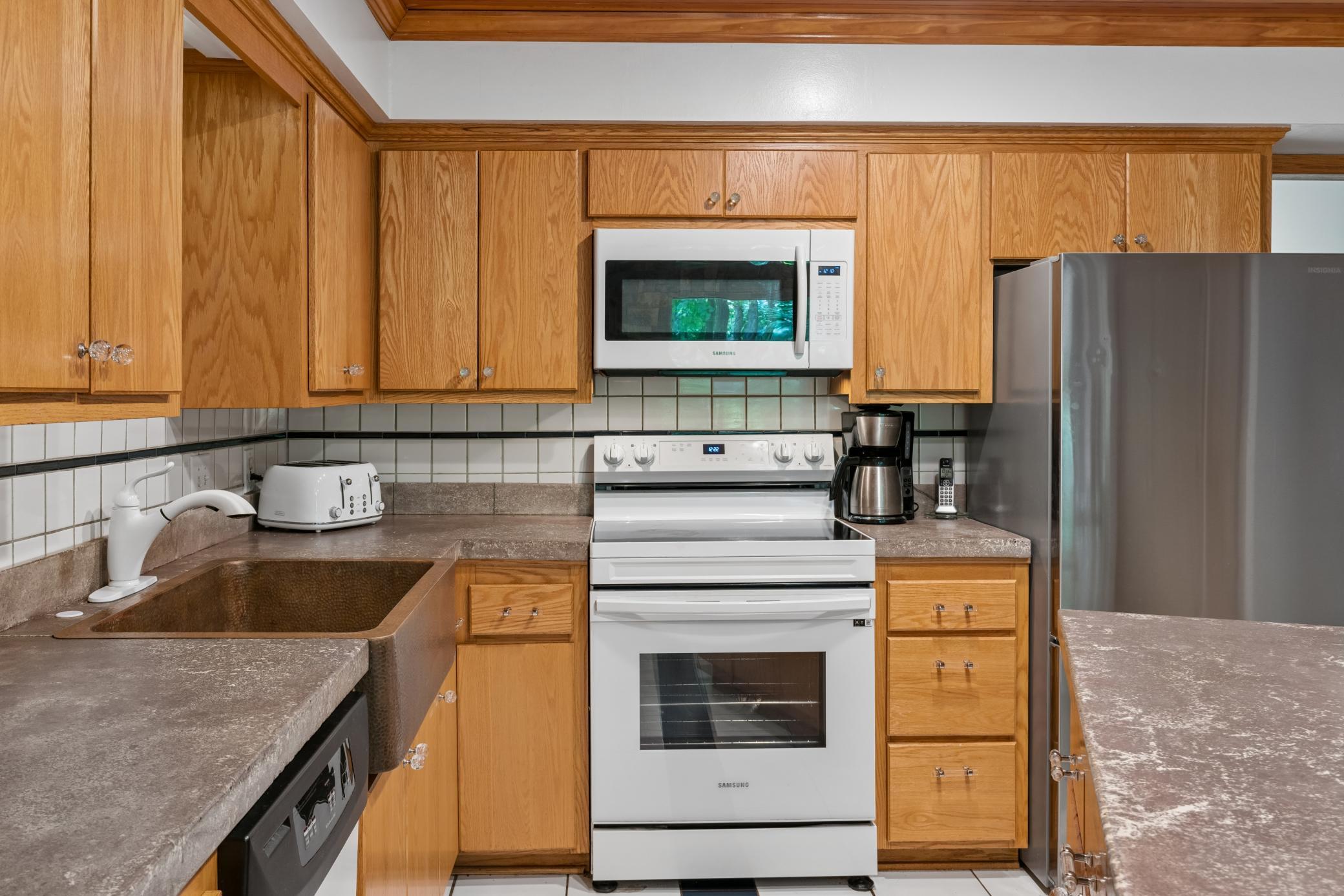 2009 Indian Road West Hopkins, MN 55305 - Photo 14 of 48
