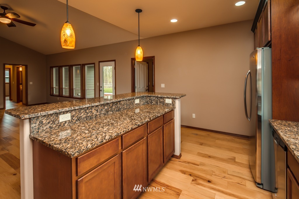 2533 Thornton Road Ferndale, WA 98248 - Photo 7 of 21 Gallery Image 7