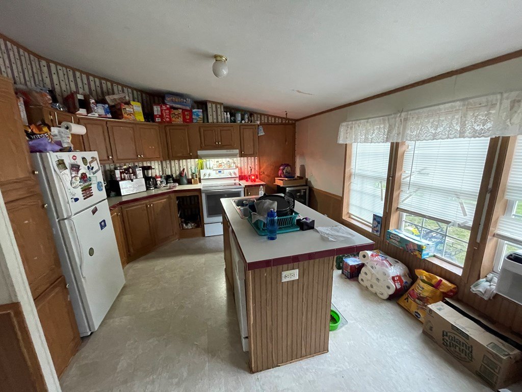 714 Irish Settlement Road Plattsburgh, NY 12901 - Photo 6 of 12 Gallery Image 6