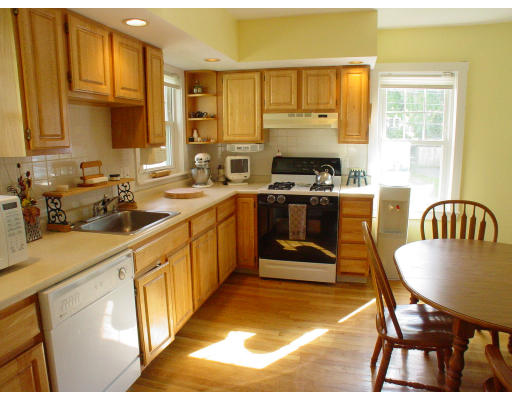 19 Gretter Road Boston, MA 02132 - Photo 7 of 16 Gallery Image 7