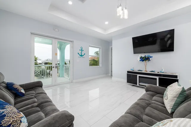 $1,599,000 | 426 Calle Limon, Marathon, FL 33050