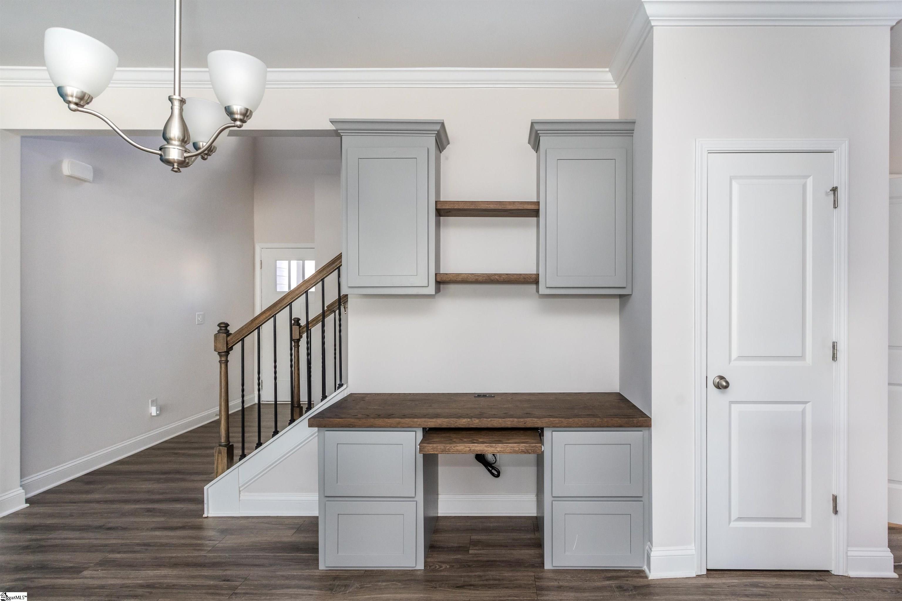 567 Yellow Fox Road Greer, SC 29650 - Photo 3 of 36 Gallery Image 3