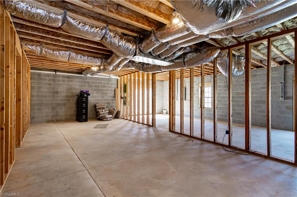 188 Laurel Ridge Lane Lexington, NC 27295 - Photo 27 of 29 Full unfinished basement