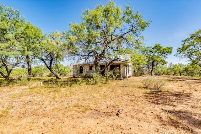 $725,000 | 1099 County Road 247, Rochelle, TX 76872