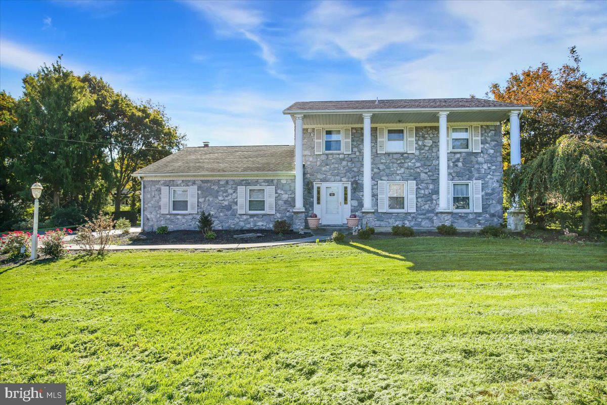 1742 Conard Road Lancaster, PA 17602 - Photo 1 of 36 Gallery Image 1