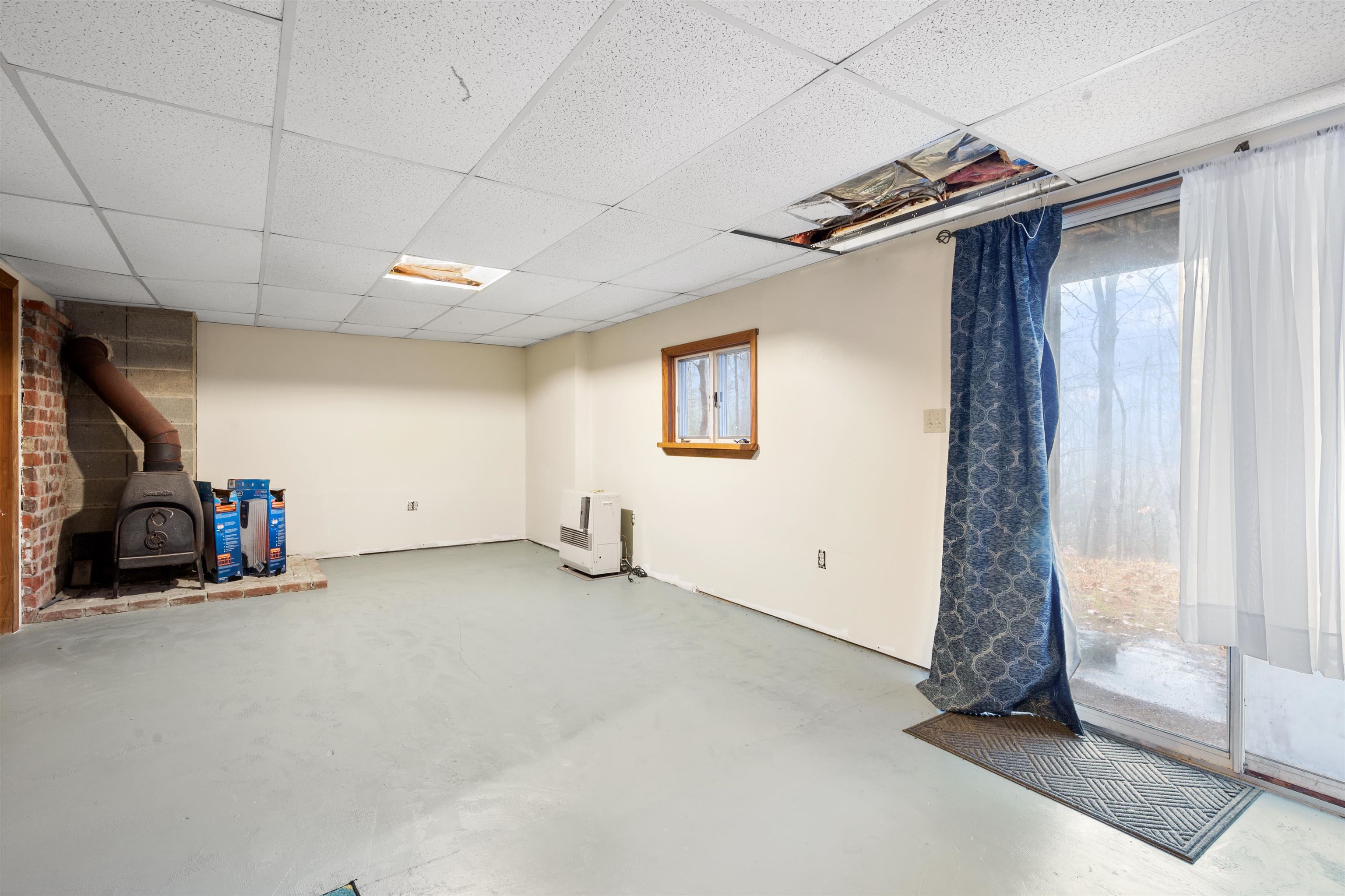25 Sagamore Road Gilford, NH 03249 - Photo 11 of 42