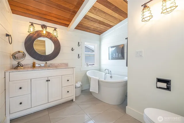 $1,045,000 | 4421 Sucia Drive, Ferndale, WA 98248