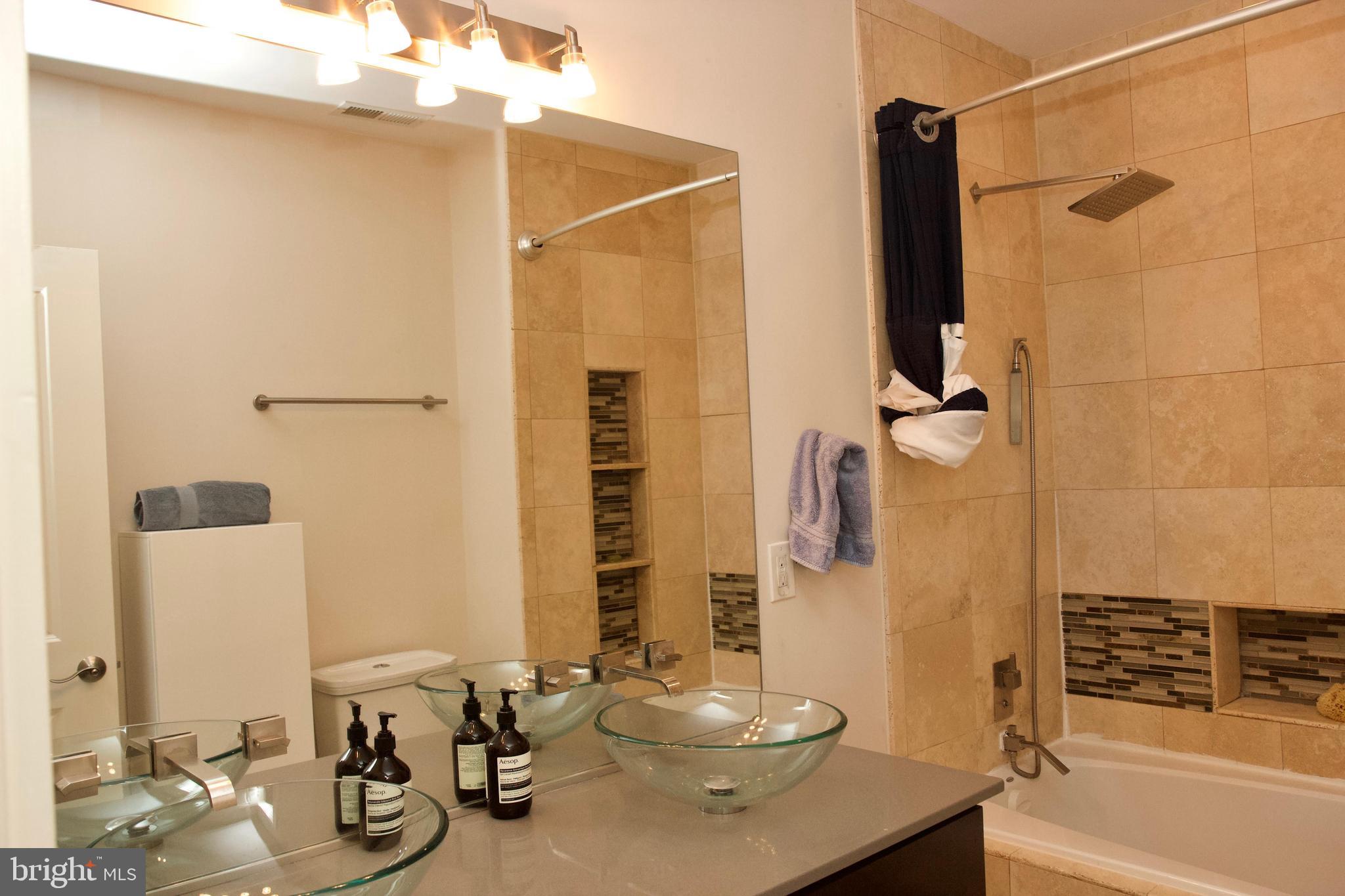 2128 1st Street Northwest, Unit 2 Washington, DC 20001 - Photo 17 of 22 Master bathroom