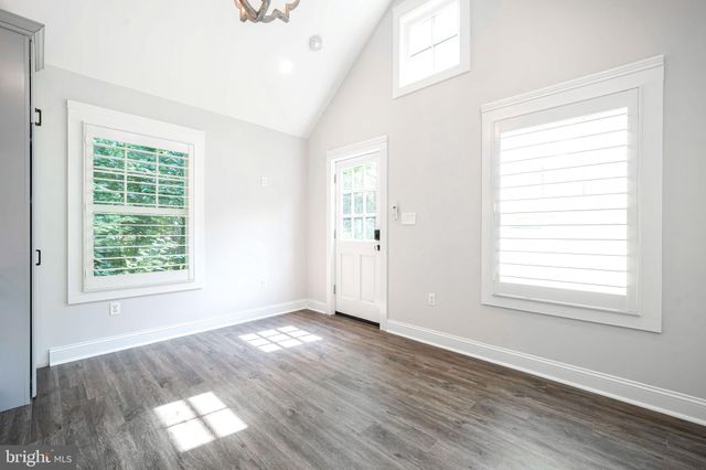 $9,250 | 2314 North Kenmore Street, Arlington, VA 22201