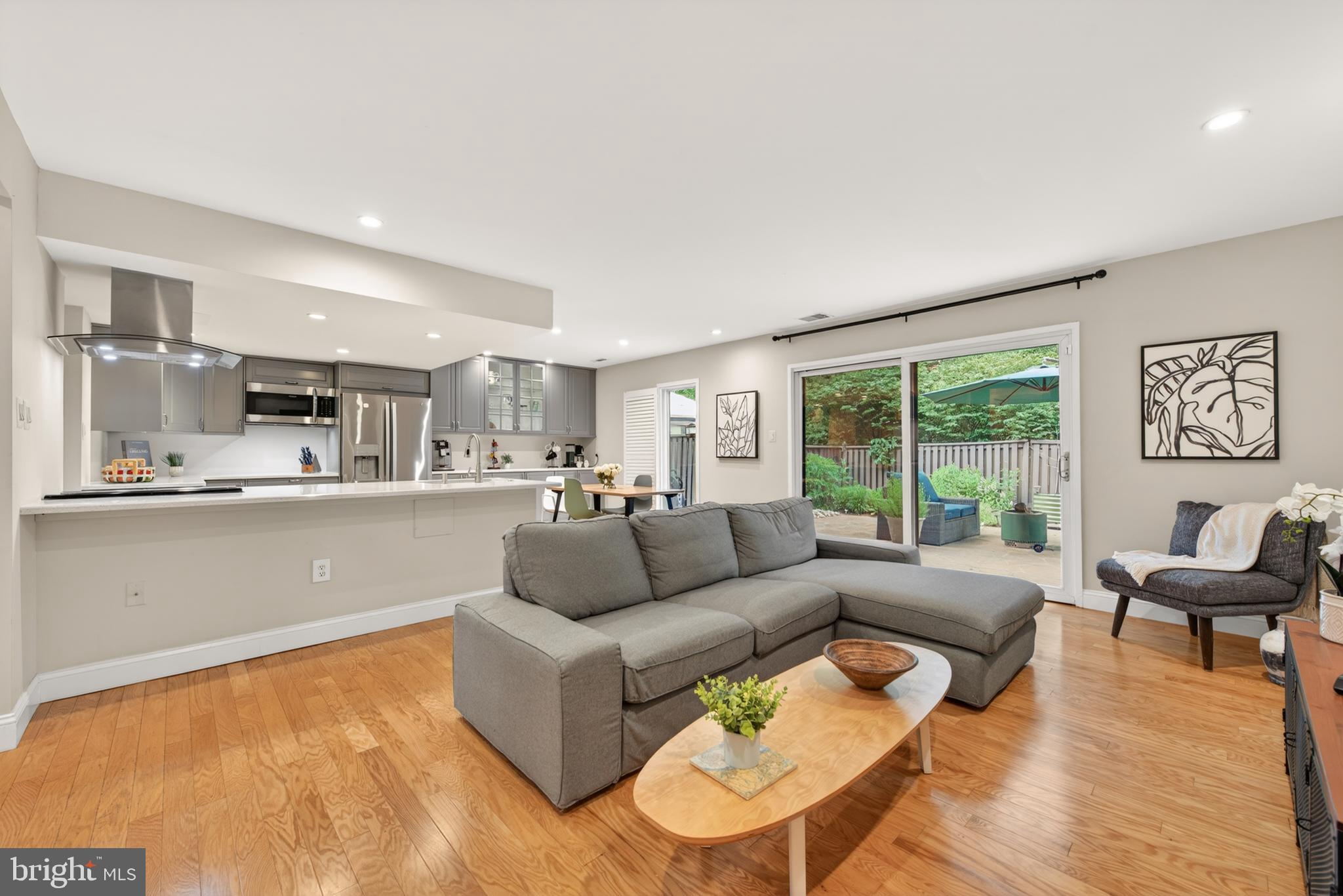 1816 Ivy Oak Square, Unit 47 Reston, VA 20190 - Photo 7 of 28