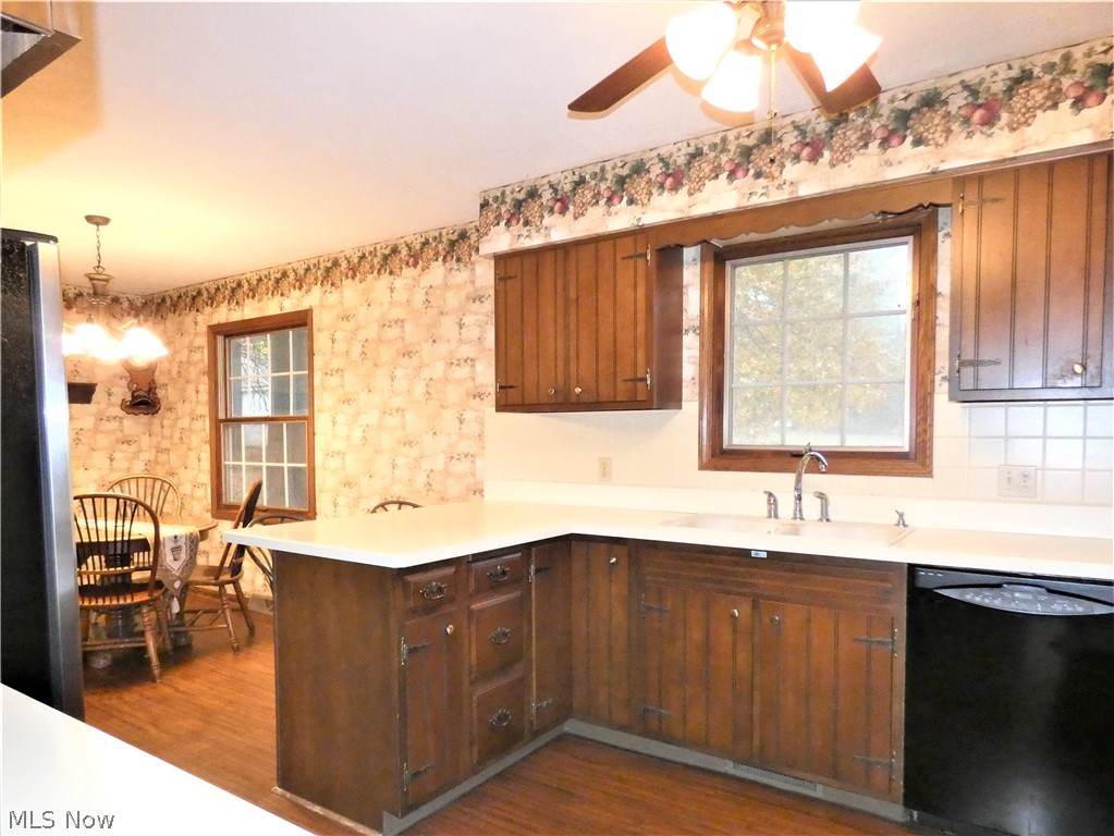 1946 Maple Road Stow, OH 44224 - Photo 12 of 35