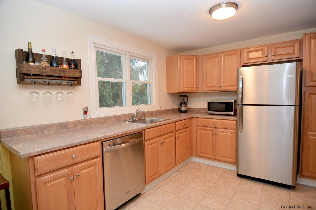 20 Beaver Road Schodack, NY 12123 - Photo 5 of 42 Photo 5