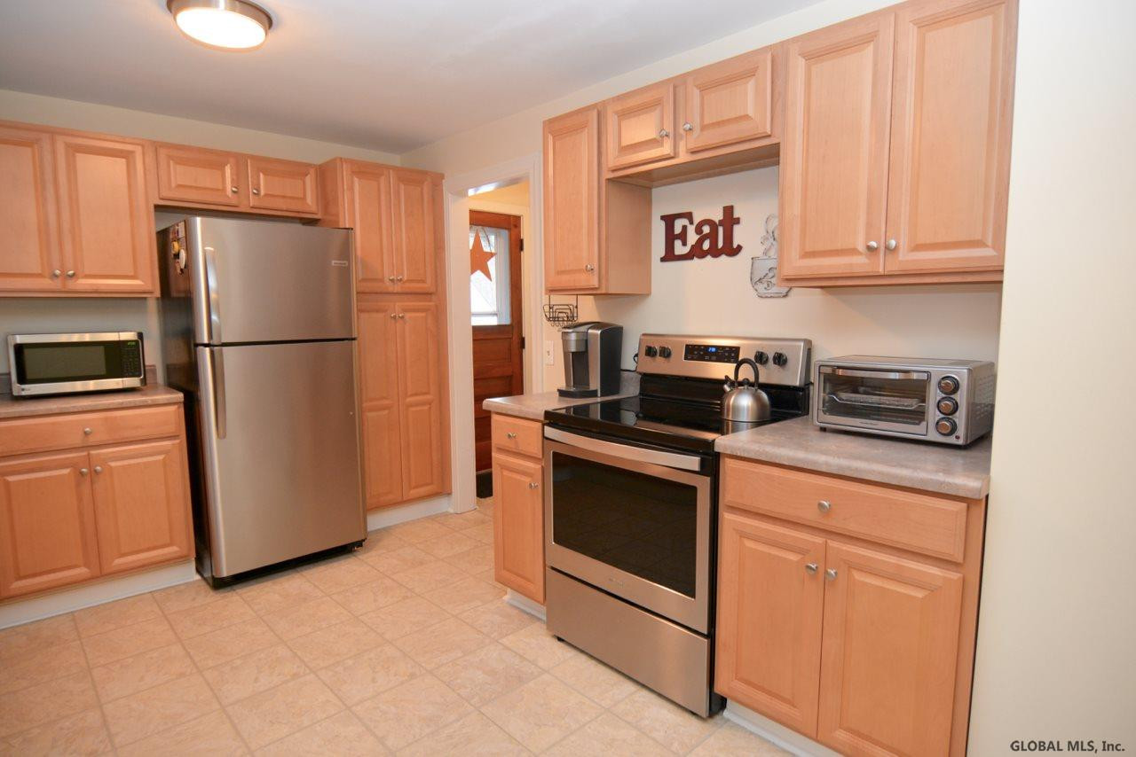20 Beaver Road Schodack, NY 12123 - Photo 7 of 42 Photo 7