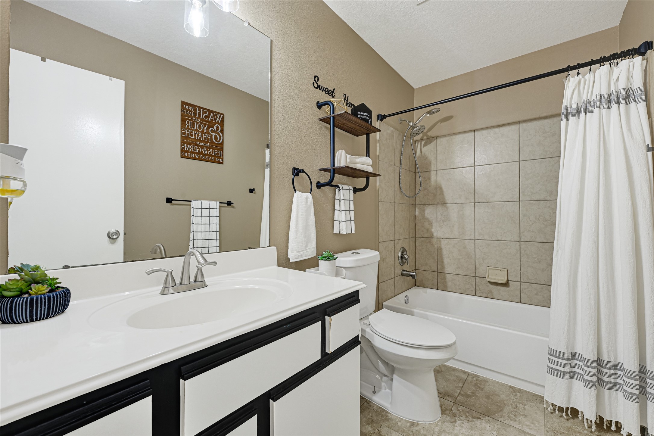 5726 Turmeric Drive Baytown, TX 77521 - Photo 15 of 17