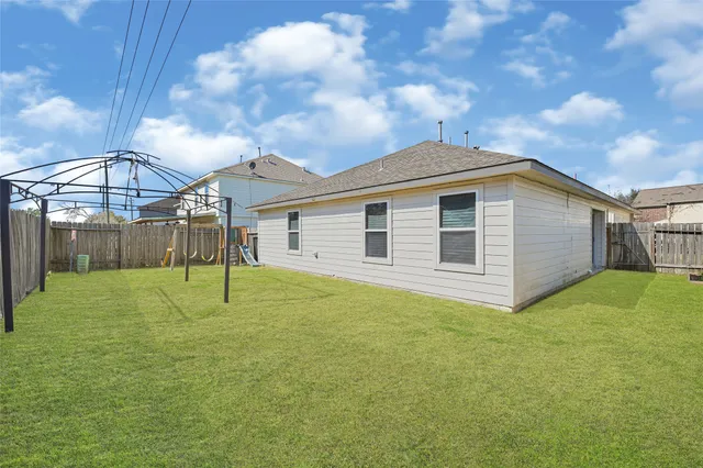 $229,900 | 5726 Turmeric Drive, Baytown, TX 77521