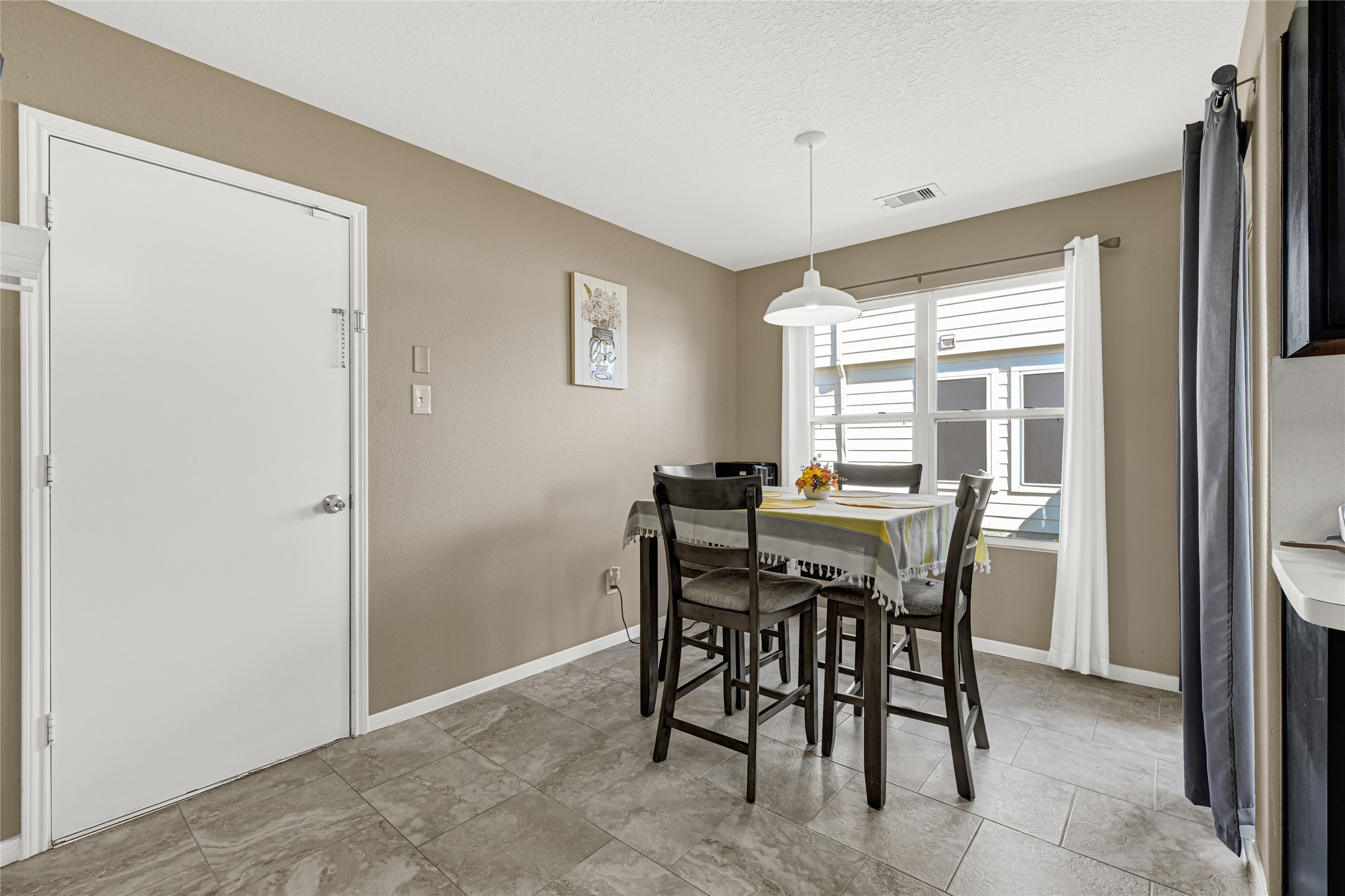 5726 Turmeric Drive Baytown, TX 77521 - Photo 9 of 17