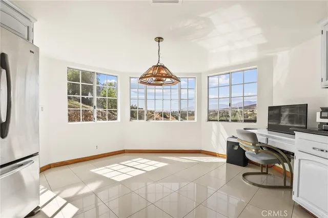$1,899,000 | 9658 Wheatland Avenue, Sunland, CA 91040