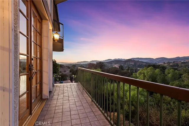 $1,899,000 | 9658 Wheatland Avenue, Sunland, CA 91040