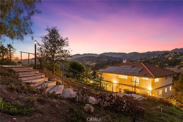 $1,899,000 | 9658 Wheatland Avenue, Sunland, CA 91040