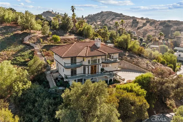 a picture of a house with a yard