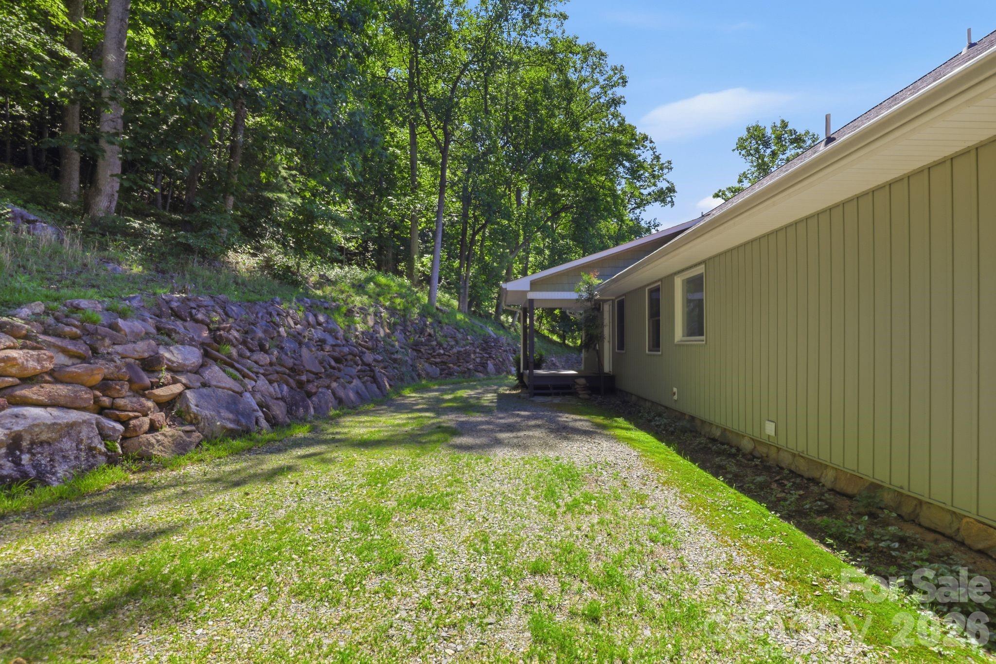 985 Roberson School Road Moravian Falls, NC 28654 - Photo 4 of 48