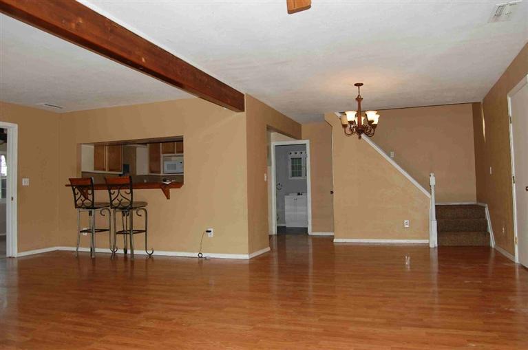 70 South Rainbow Route Sanger, CA 93657 - Photo 12 of 22 Gallery Image 12